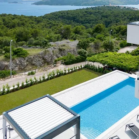 Excellence Villa
