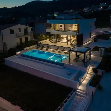 Excellence Villa Seget Vranjica