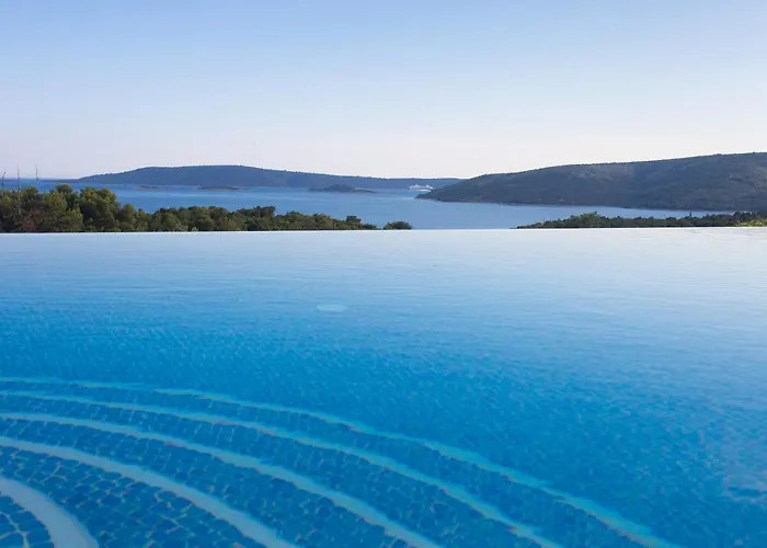 Excellence Seget Vranjica